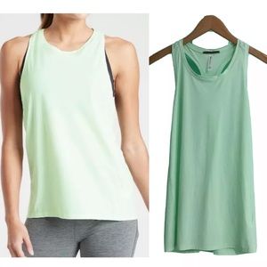 Athleta Ultimate Train Tank in Green Mint Sorbet EUC Women's Large